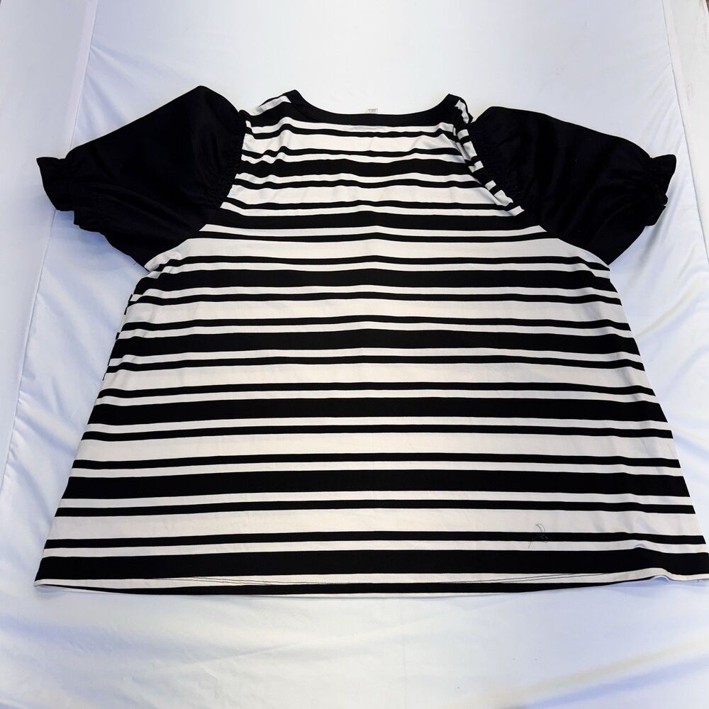 Cato Women's Plus Size 26/28W Striped Henley Top - Black & White Puff Sleeve - Picture 8 of 8
